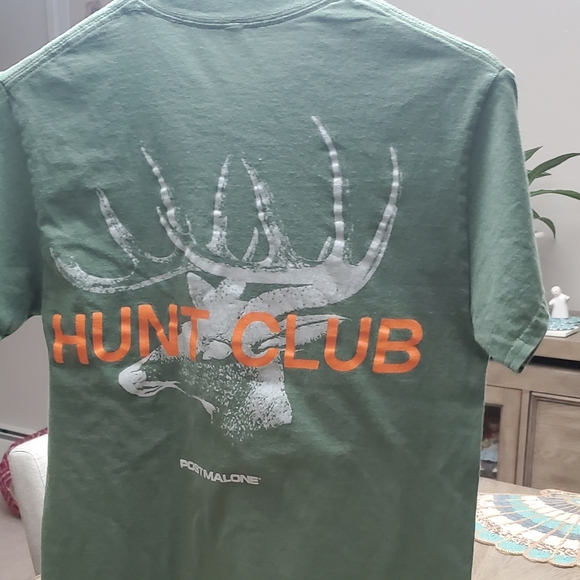 Stoney green tshirt with logo and graphics on the back size small - Picture 2 of 4